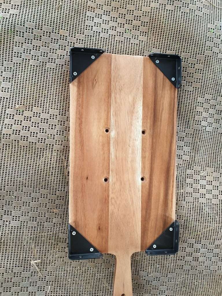 making a DIY caravan bbq swing arm Chopping board table