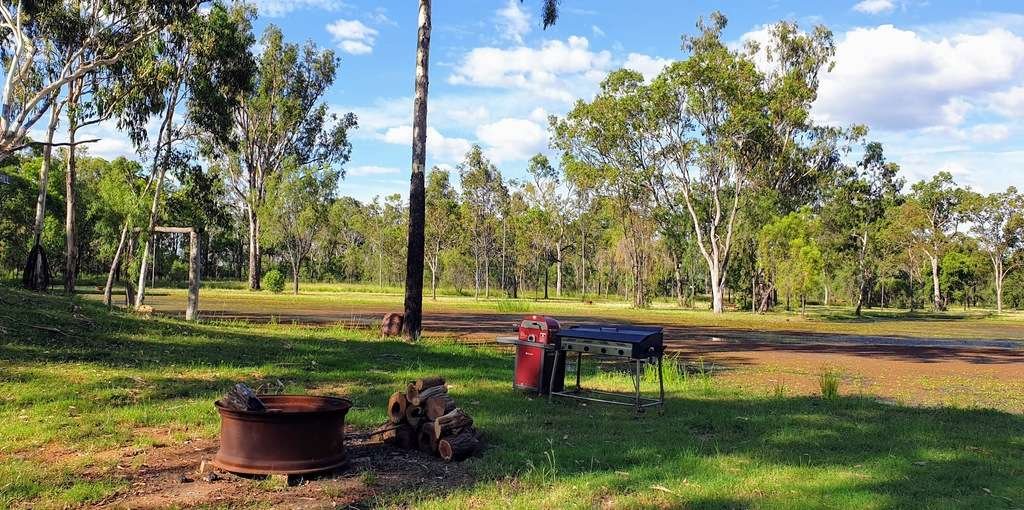 BBQ and fire pit Chinchilla
