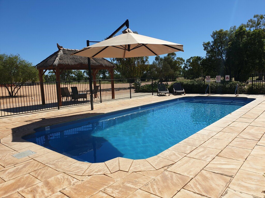 swimming pool lighting ridge opal caravan park NSW