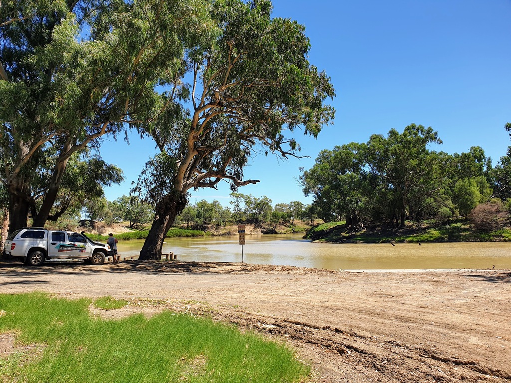 4 mile reserve Brewarrina campground and river fishing  NSW